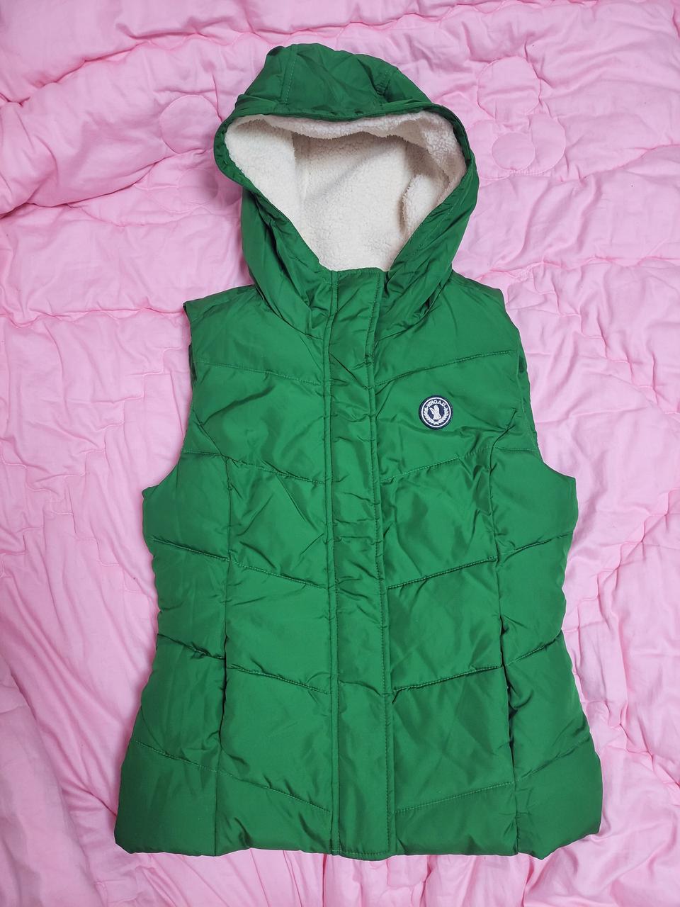 급처상태좋음!후아유 양털 후드 패딩 조끼베스트 럭키슈에뜨st나이키st