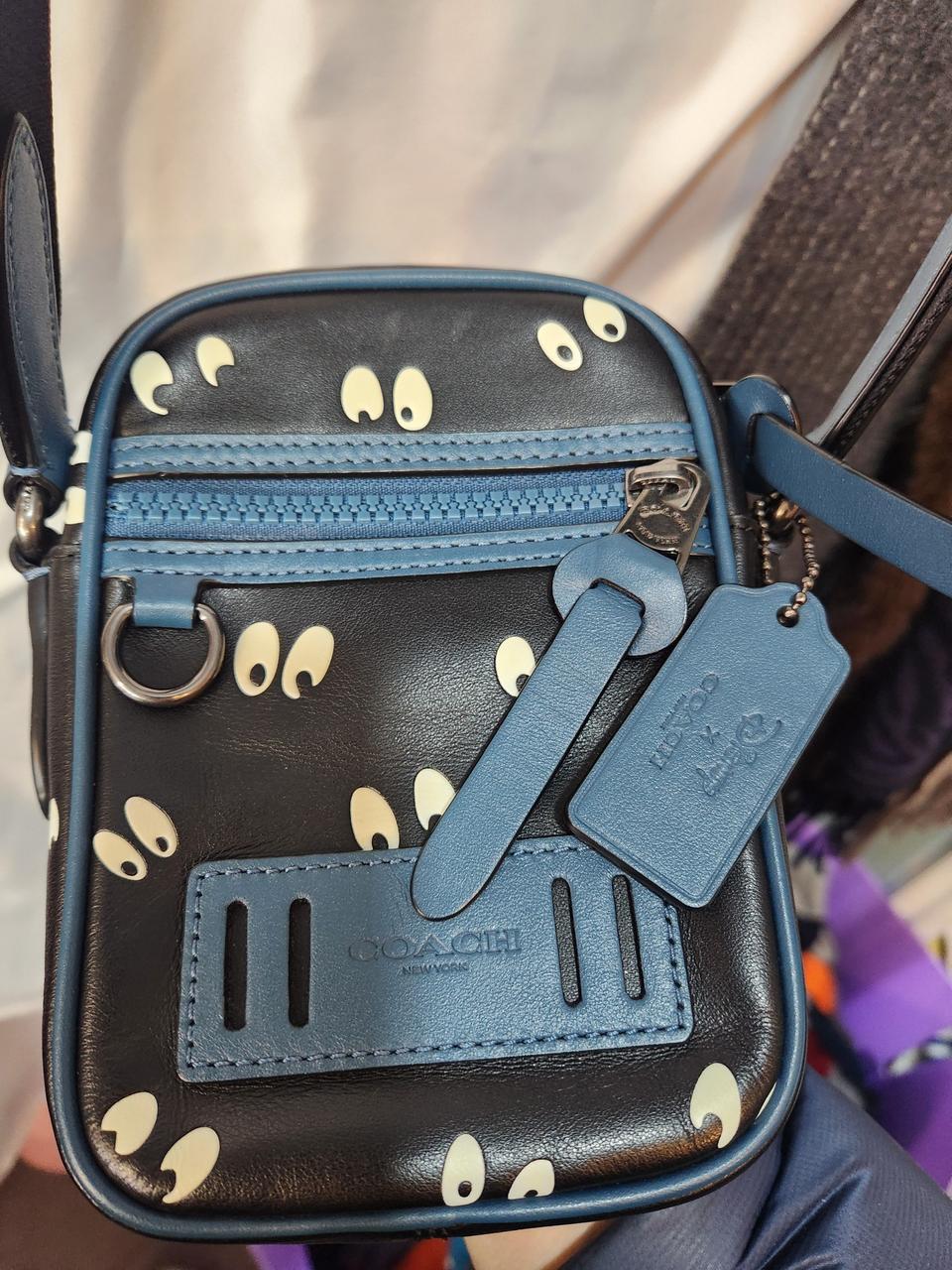 코치 디즈니 콜라보 크로스백