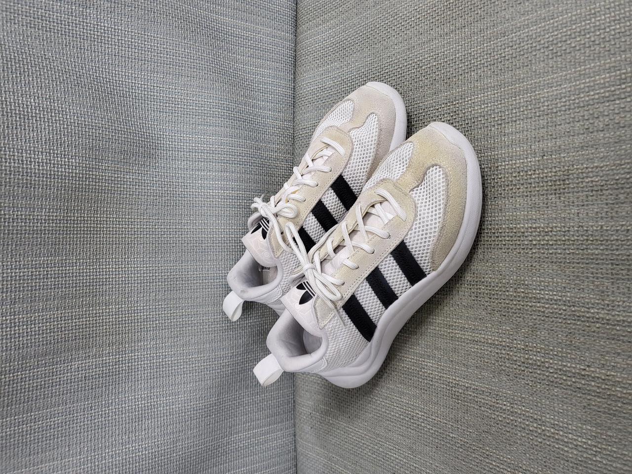 아디다스 런닝화 240