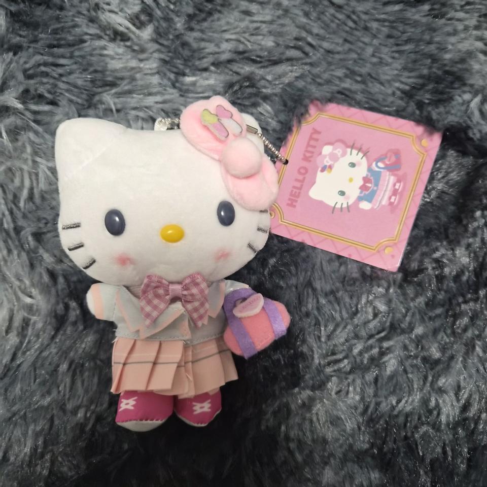 스쿨룩 헬로키티 키링 새상품