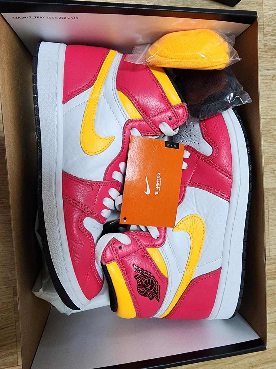 조던1 하이 실착1회 250 거의 새것