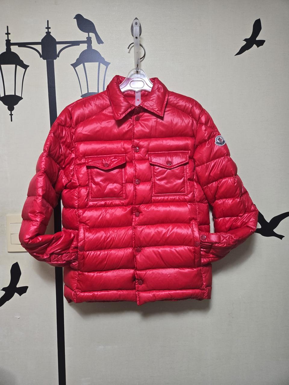 95사쥬 몽클레어 남성레드카라구스패딩