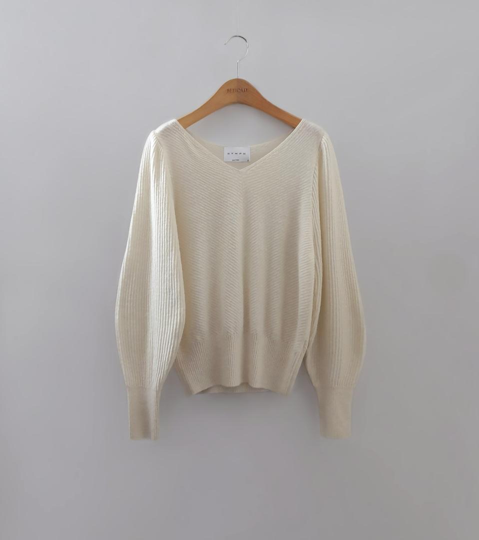 램스울 퍼프소매 니트 새상품