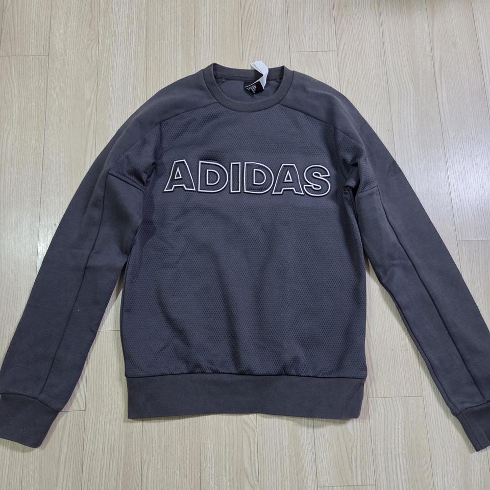 아디다스 맨투맨