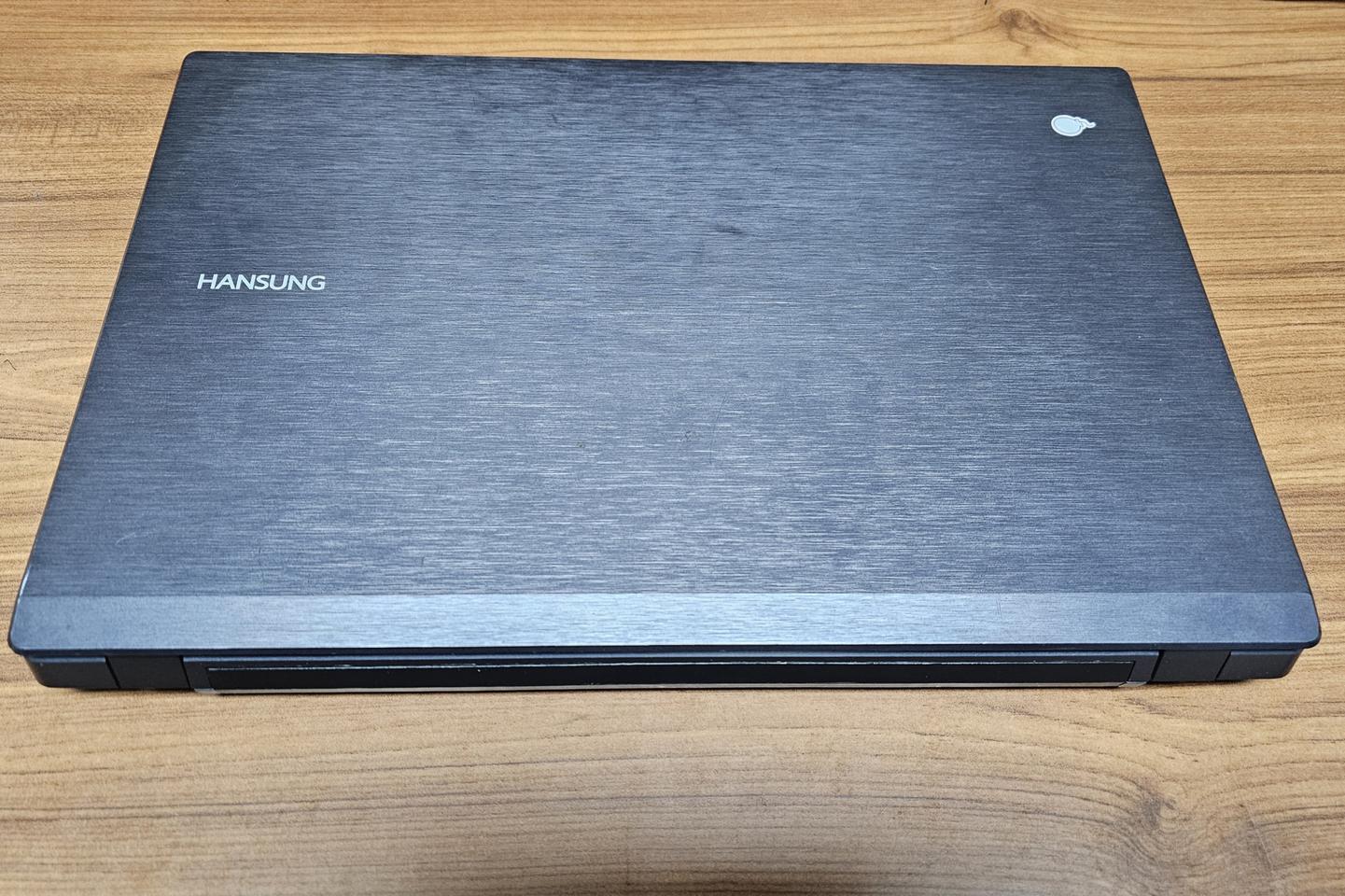 롤, 발로란트 되는 한성 게이밍 노트북 팝니다.