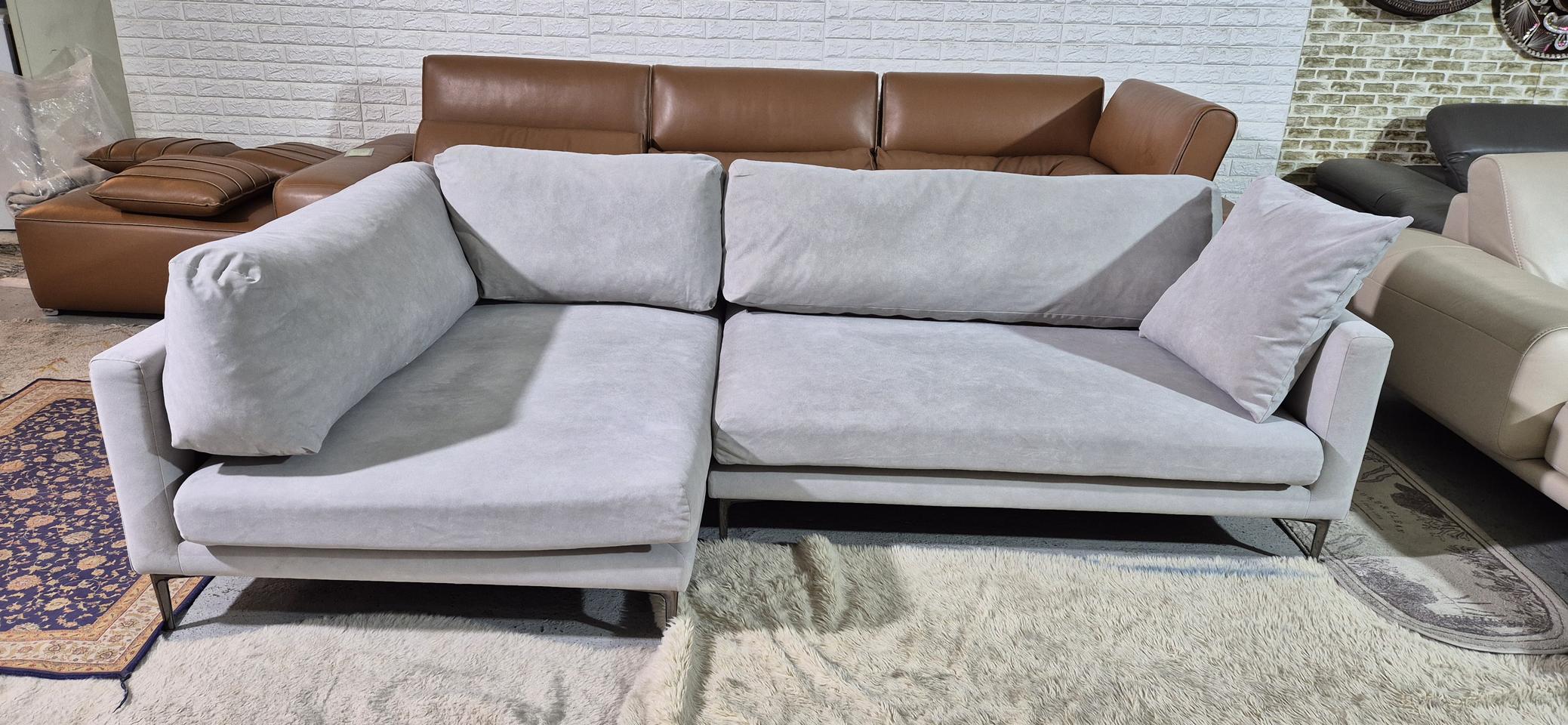 에싸 리아드 3.5인 반카우치형 리브 패브릭 소파쇼파(드라이세탁완료)