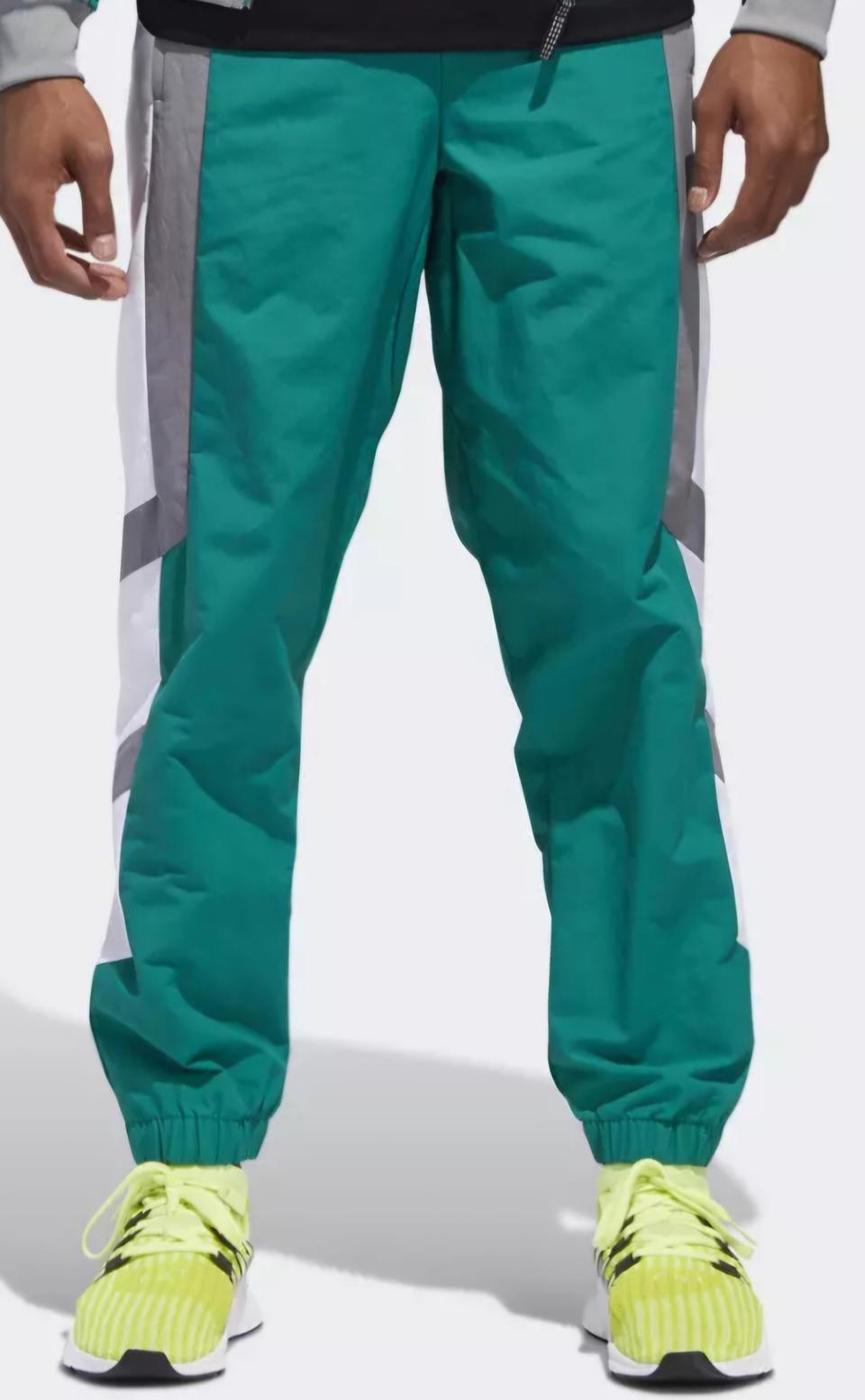 아디다스 이큅먼트 윈드 트랙 팬츠 품명 EQT WIND PANT 사이즈M