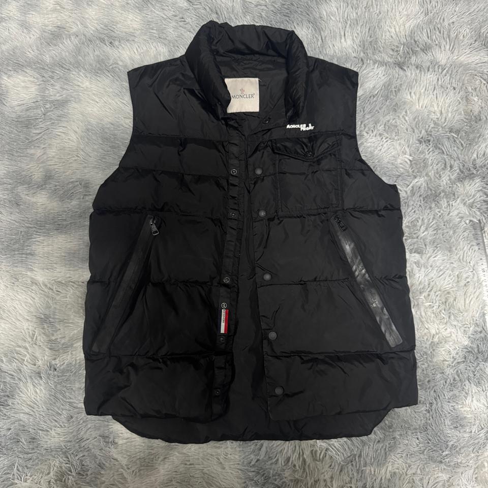 몽클 패딩조끼 L사이즈