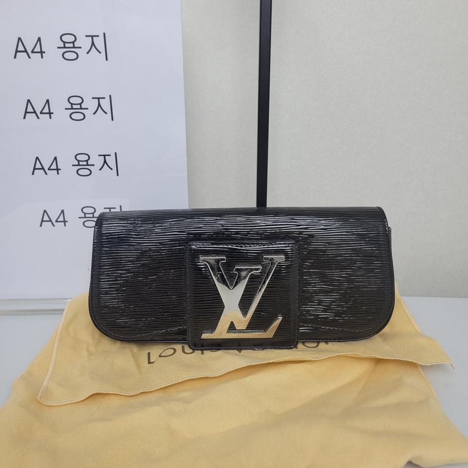 루이비통 M4029N 에삐 소베 클러치 (누나명품중고)