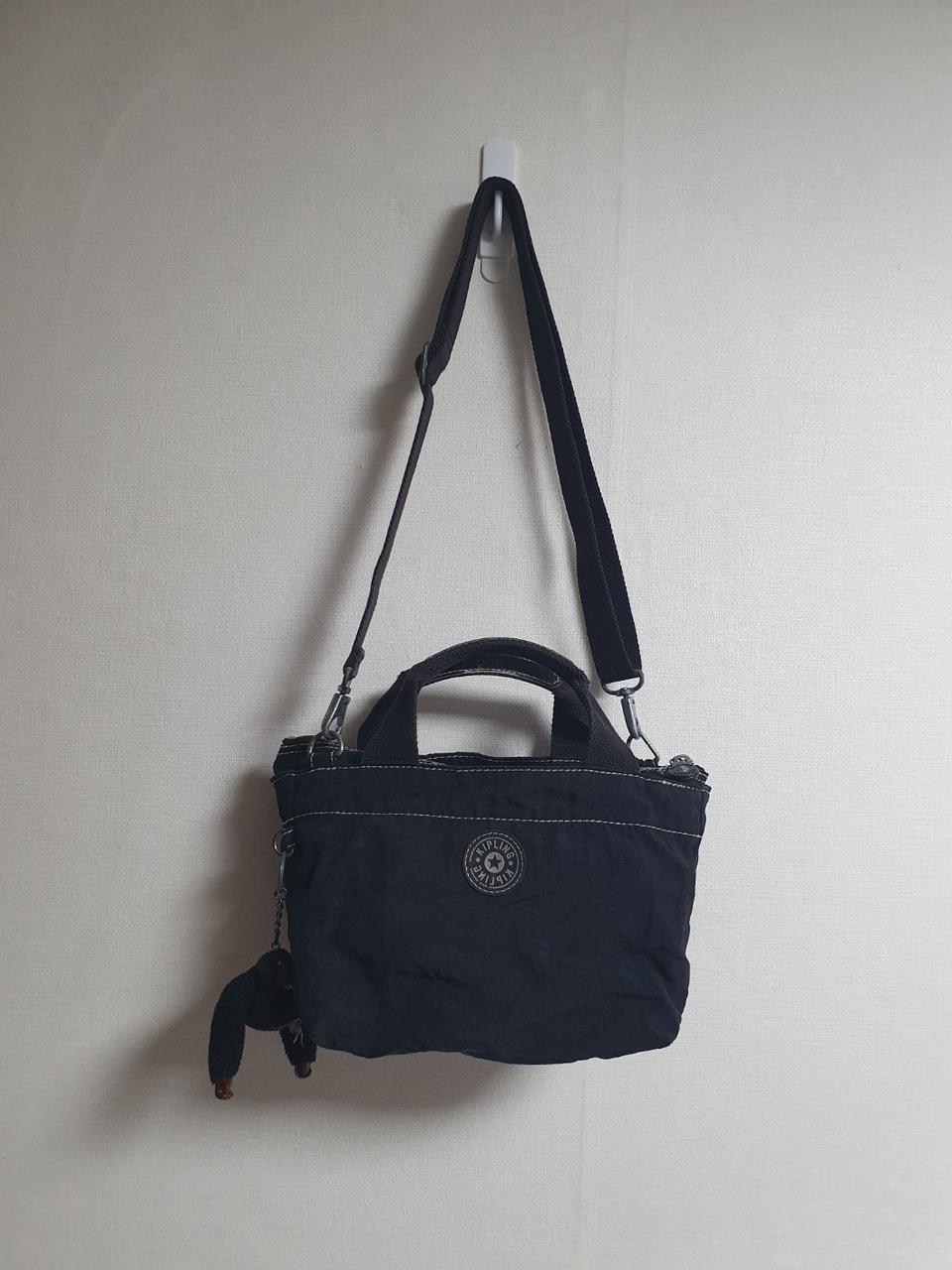 키플링 Kipling Art M 블랙 숄더 크로스백 블랙