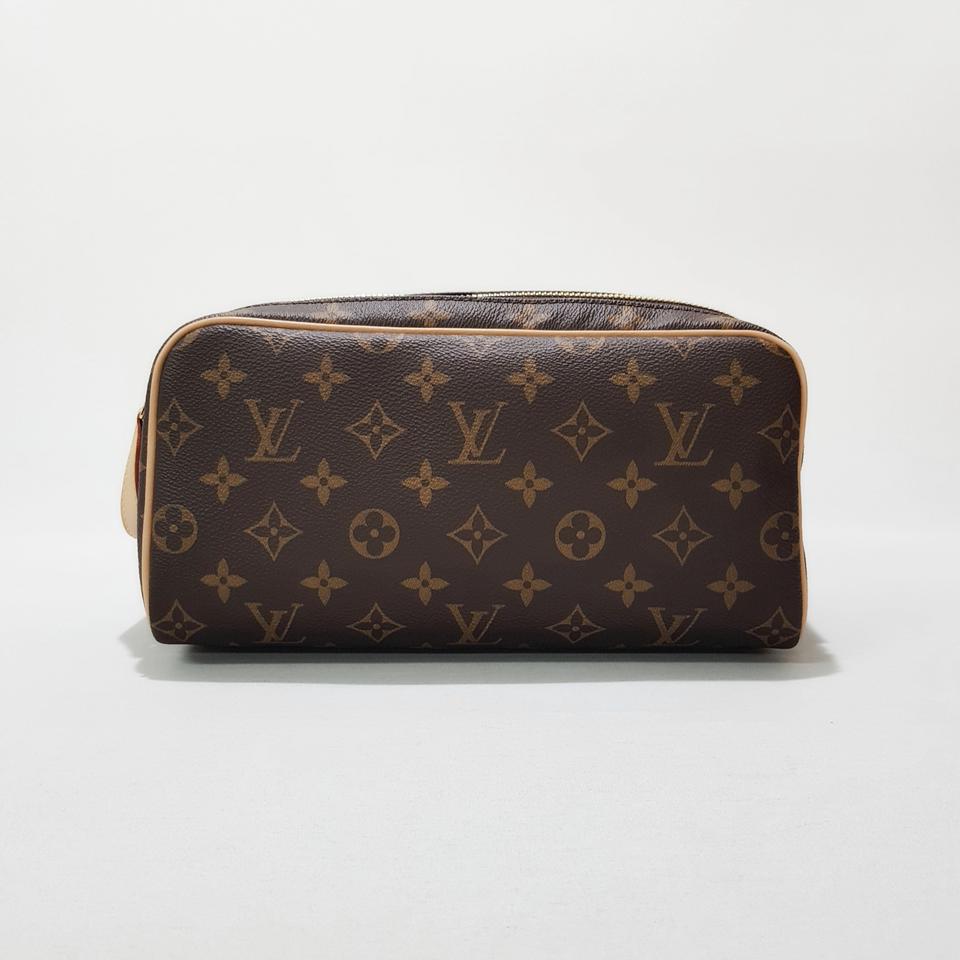 정품)루이비통 M44494 돕키트 토일렛 파우치