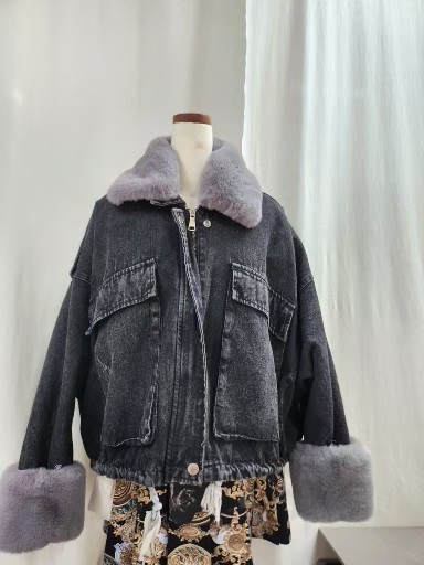 보아털배색청자켓F 상태최상 보아털내피모피탈부착가능 택포29000