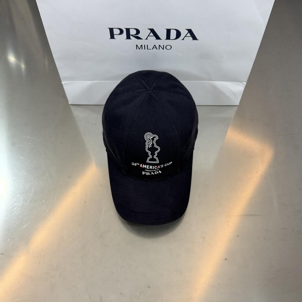 [리오브] 프라다 아메리칸 컵스 로고 모자