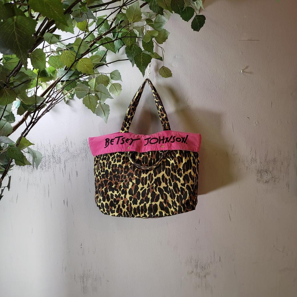Betsey Johnson(벳시 존슨)레오파드 핑크 토트백