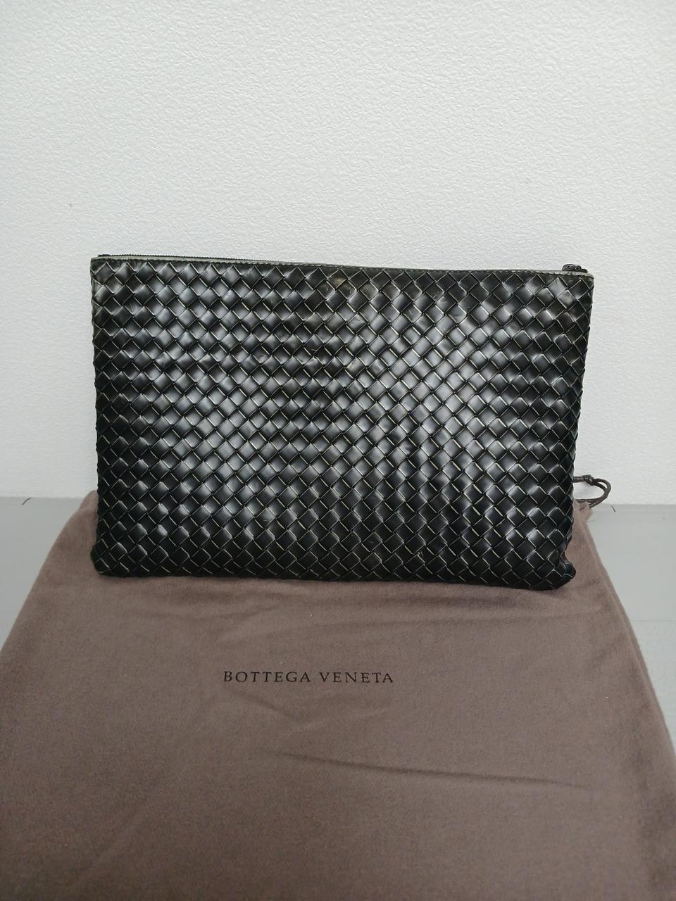 보테가 베네타 클러치 정품보증서 감정 완료된 제품입니다