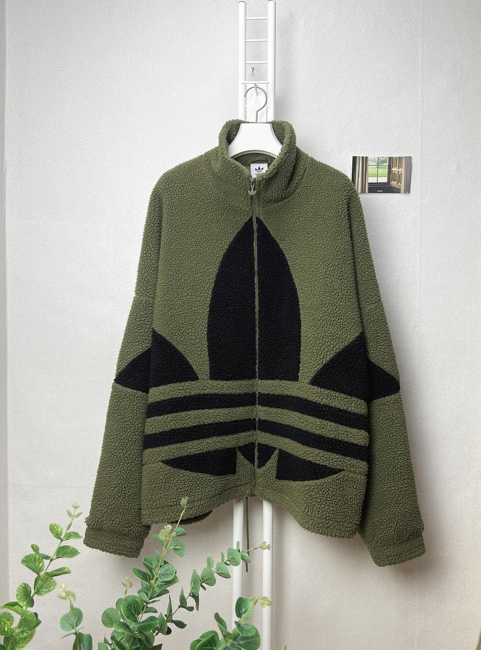 아디다스 쉐르파 플리스 XXL