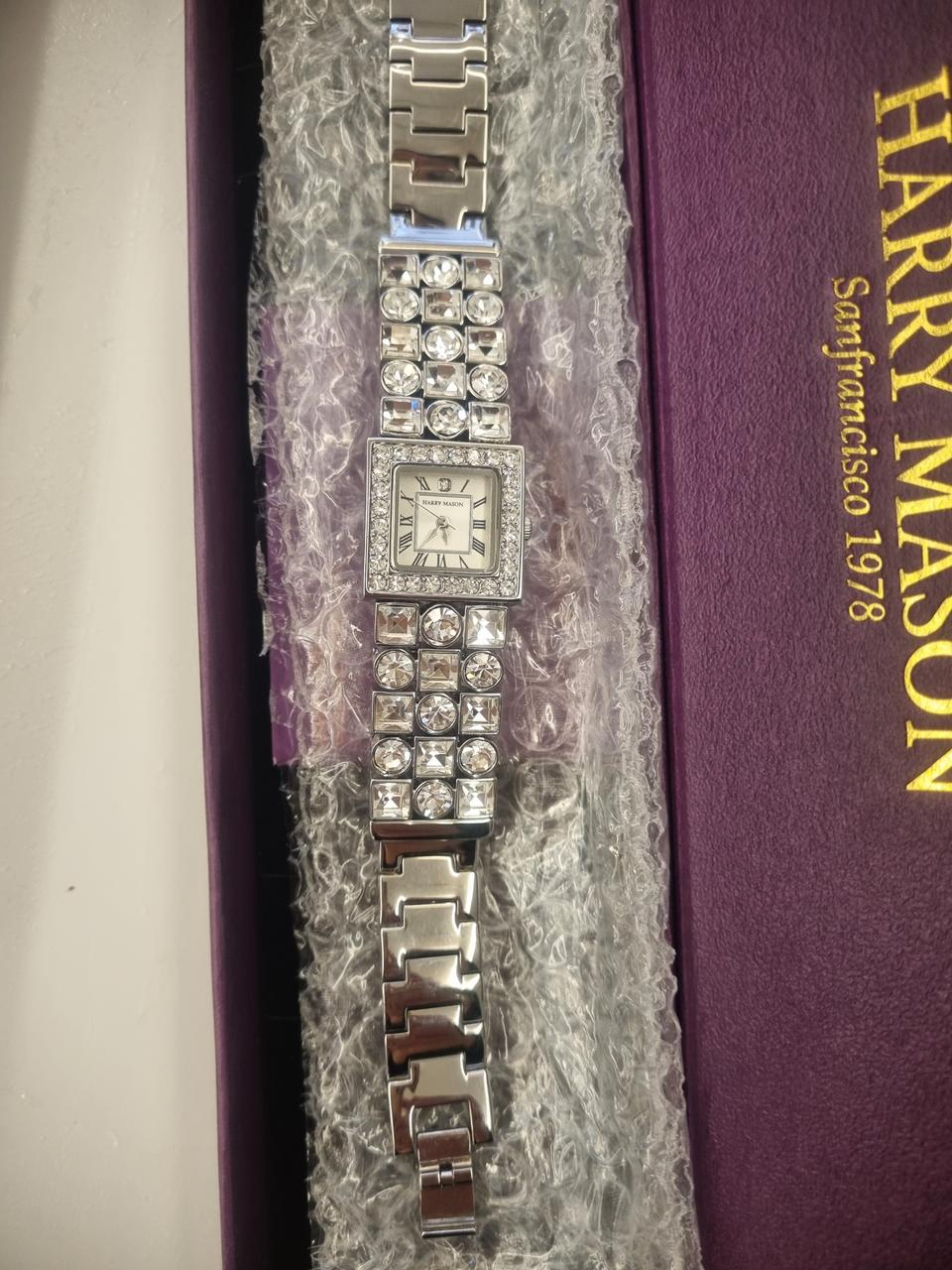 헤리메이슨 큐빅 시계