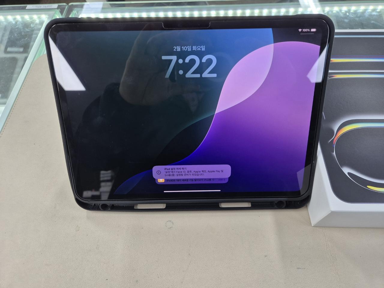 아이패드프로7세대 11형 256기가 m4칩 밧데리100프 풀박스 무기스