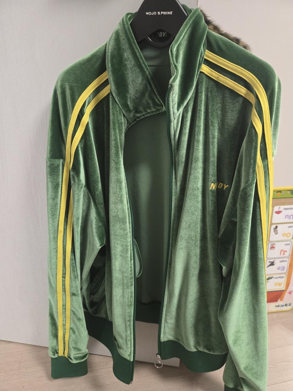 널디 벨벳 집업