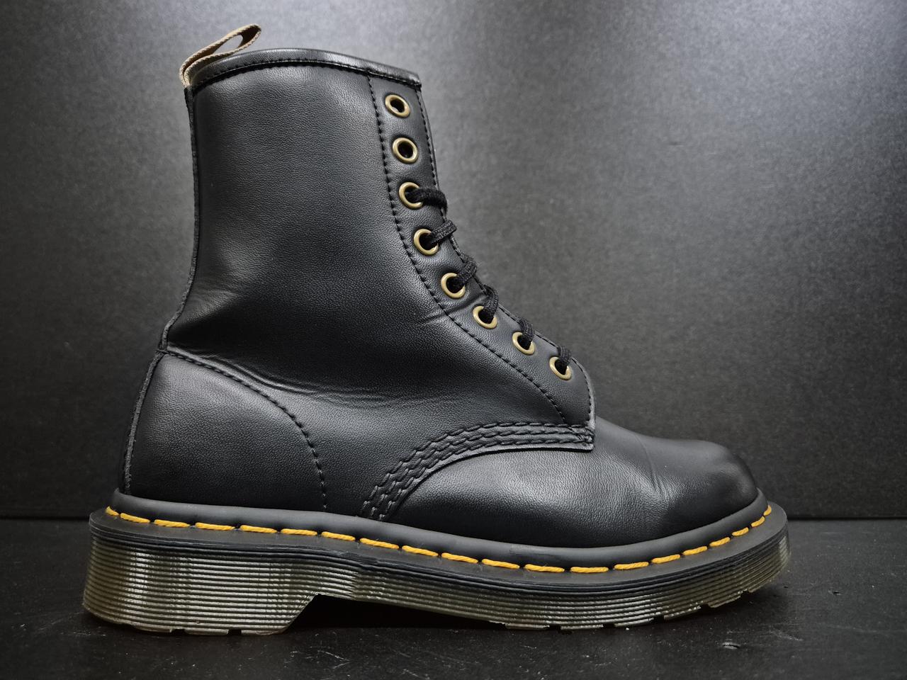 닥터마틴 여성 부츠 230  
