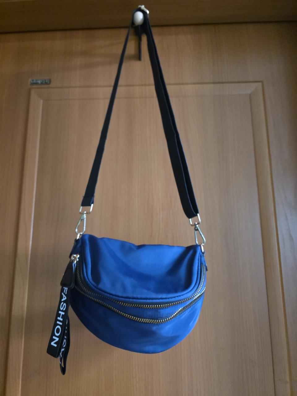 (새상품) Urbanoid 슬링백겸 파우치 이중수납 반달가방..네이비