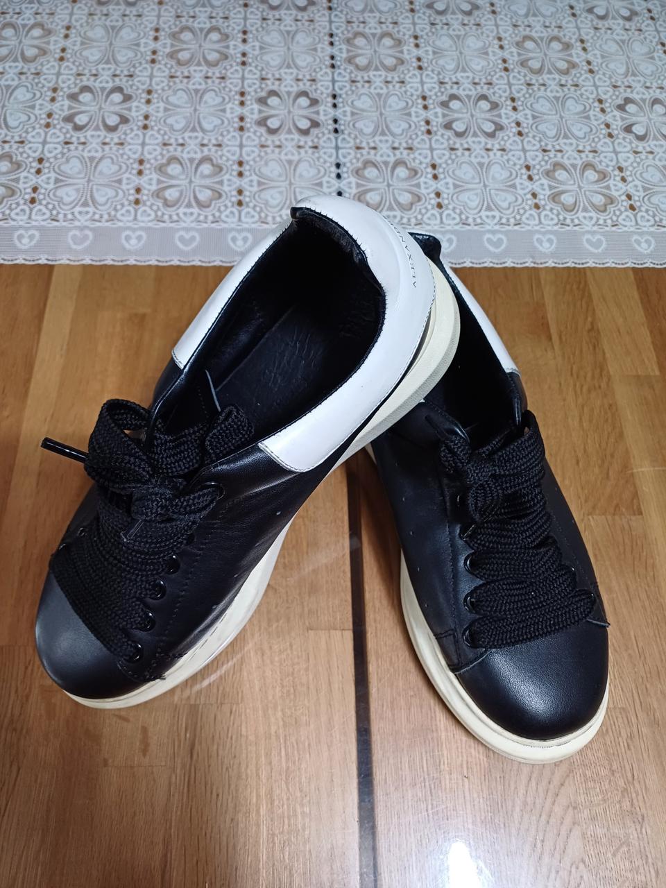 알렉 산드 맥퀸 오버솔 스니커즈