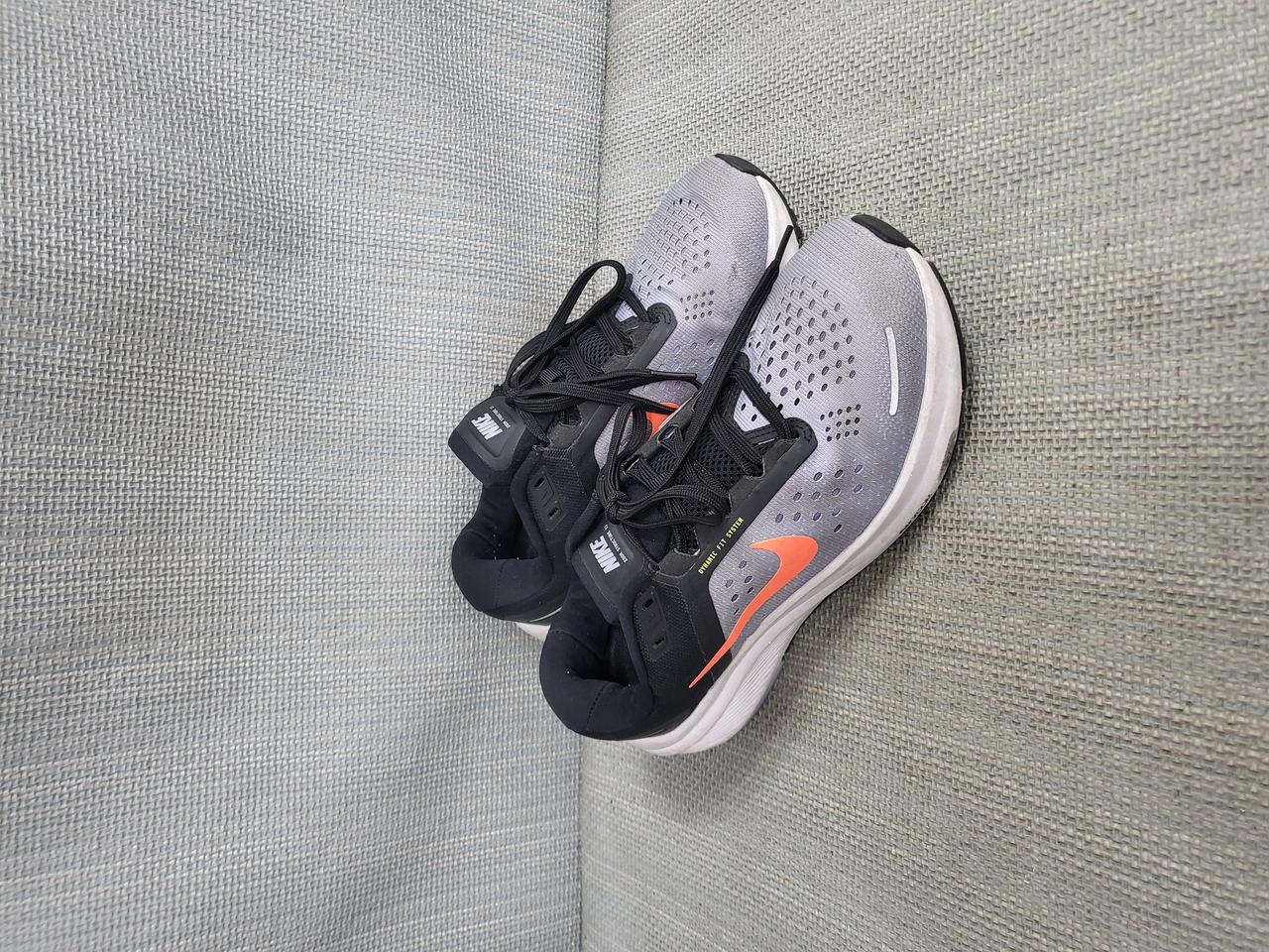 나이키 런닝화 245