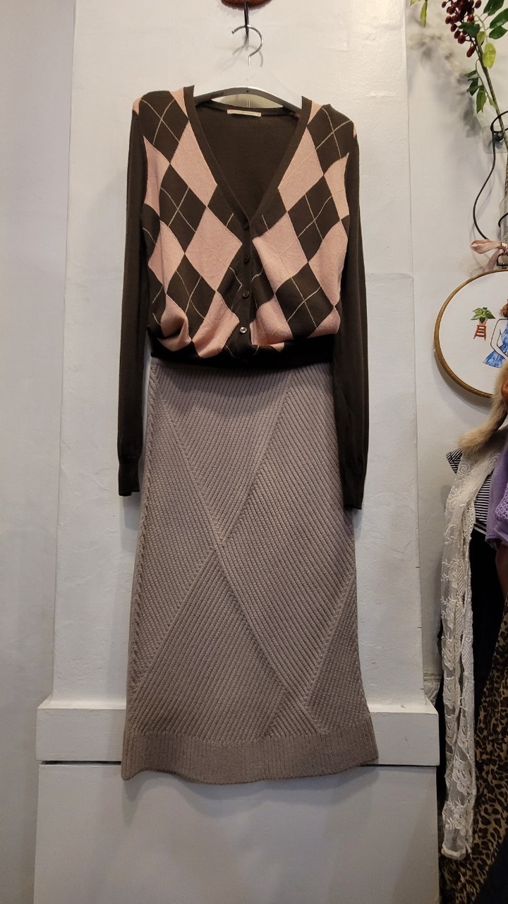 유니클로 메리노울 100% 아가일 니트