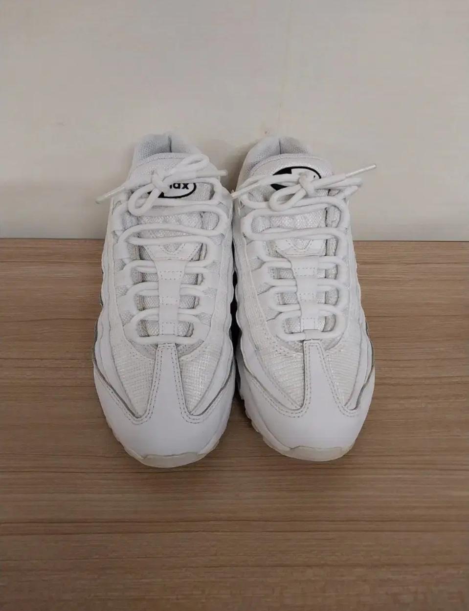 여성 나이키 에어맥스 95 흰검 운동화 (235)