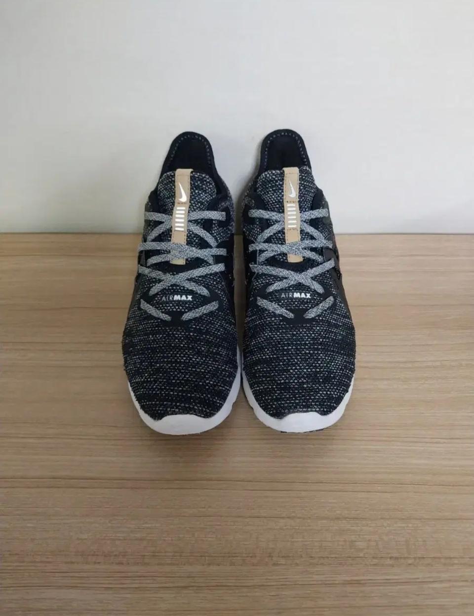 여성 나이키 에어맥스 시퀀트3 운동화, 런닝화 (235)