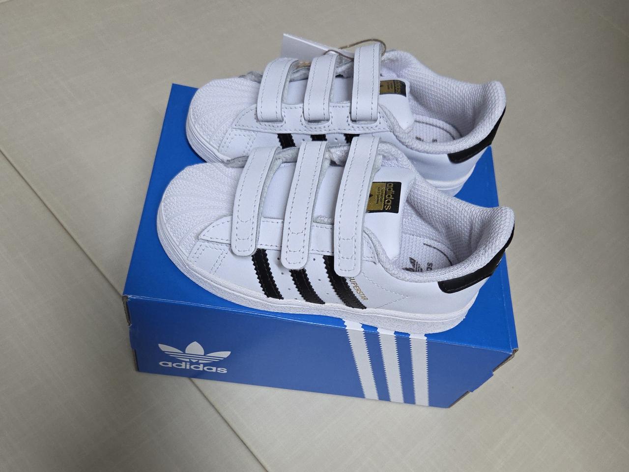 (새상품) 아디다스키즈 슈퍼스타 유아 벨크로 찍찍이운동화 160mm