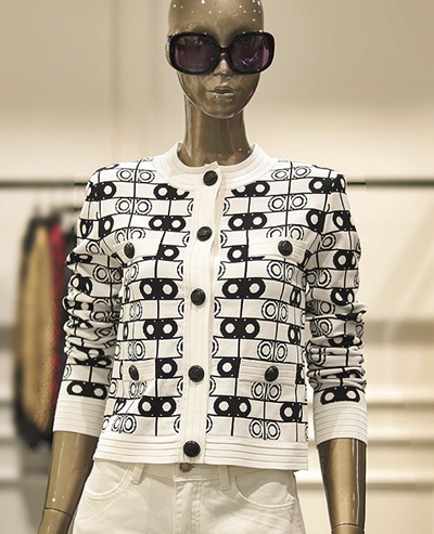 제시뉴욕 패턴 가디건