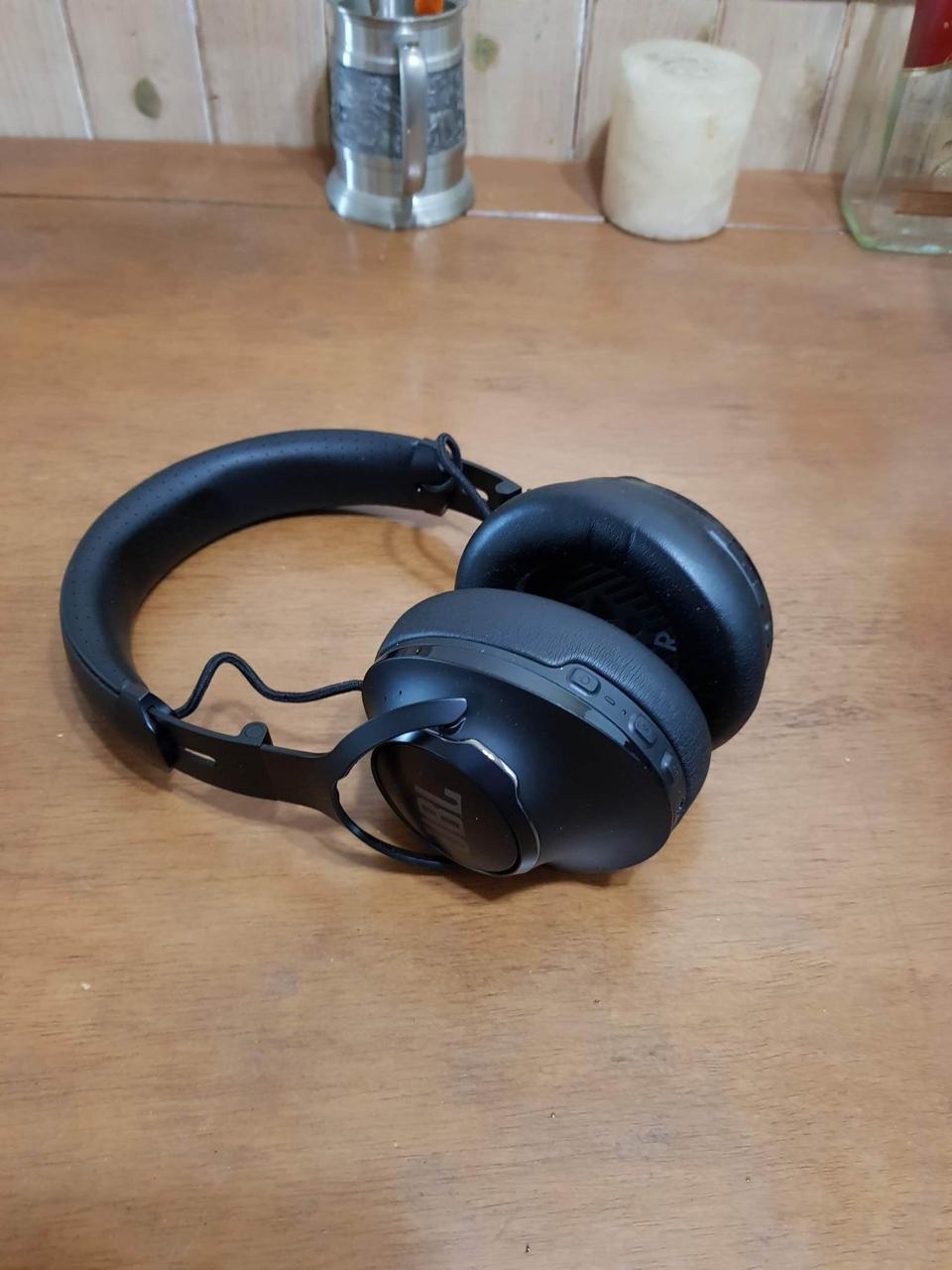 JBL CLUB 950NC 블루투스 헤드폰 팝니다