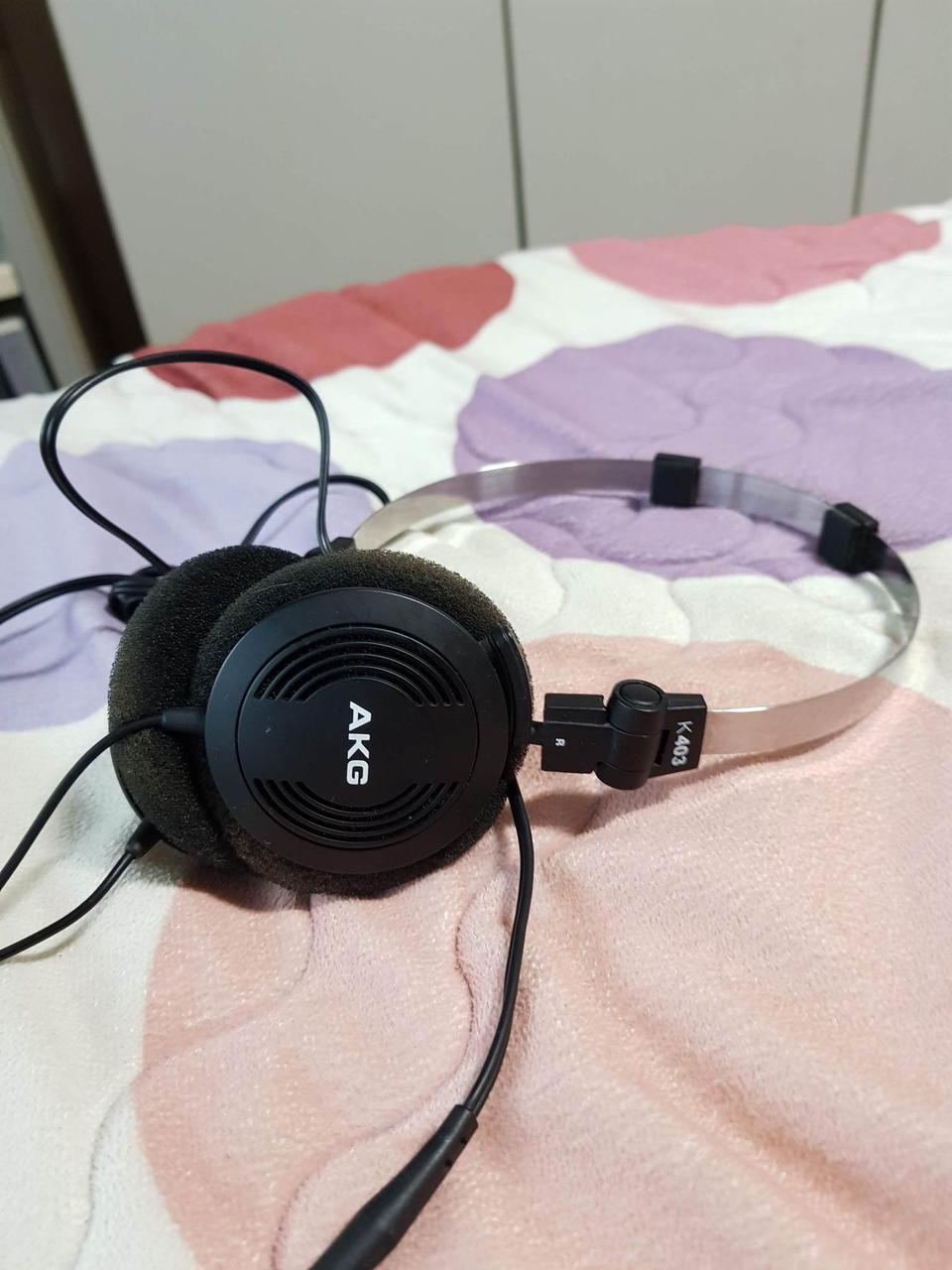 AKG 유선 모니터링 헤드폰 팝니다