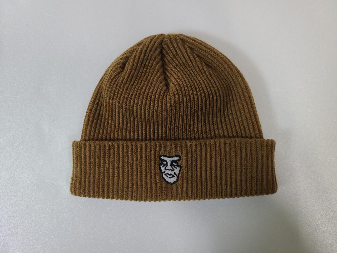 오베이 갈색 숏 비니