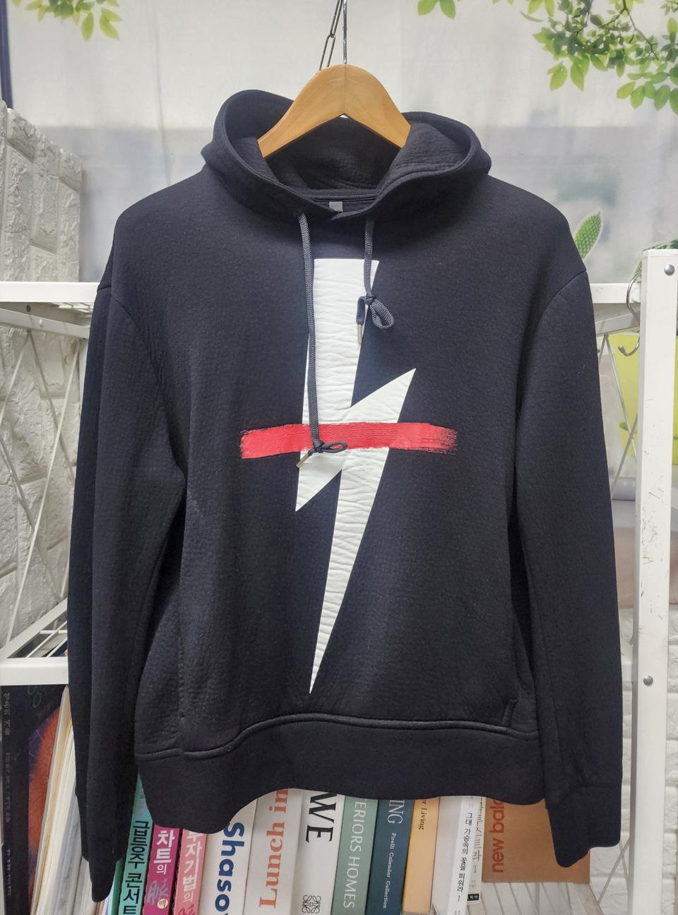 닐바렛 썬더볼트 남성 후드티 M 95 번개 후드티셔츠 MM37