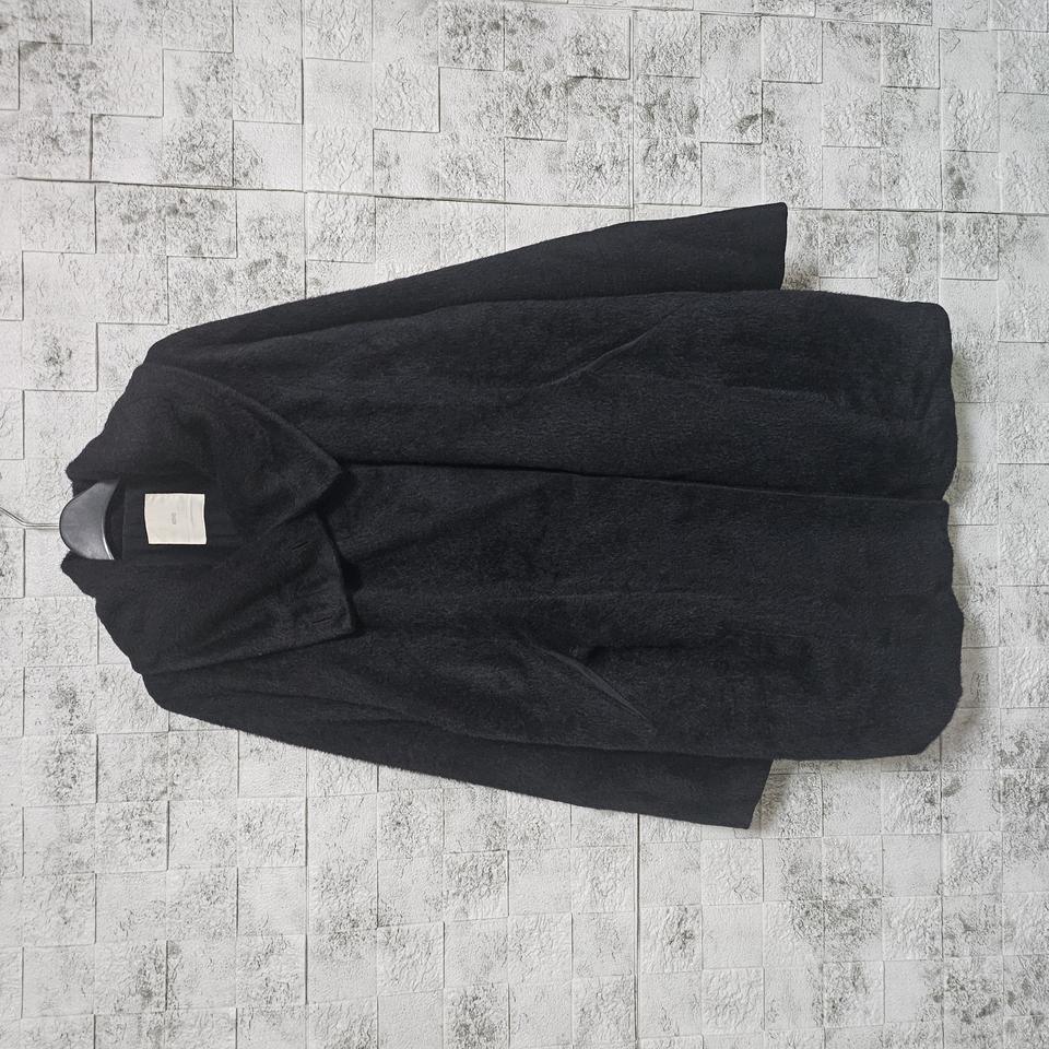 구호KUHO 알파카 울 블랙 코트