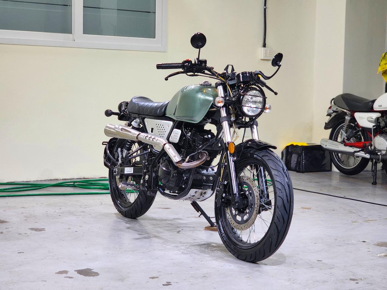 20년식.부캐너125 오토바이 판매