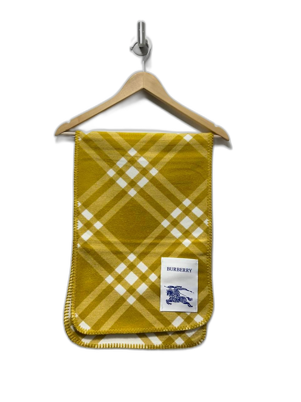 버버리 머플러 새상품