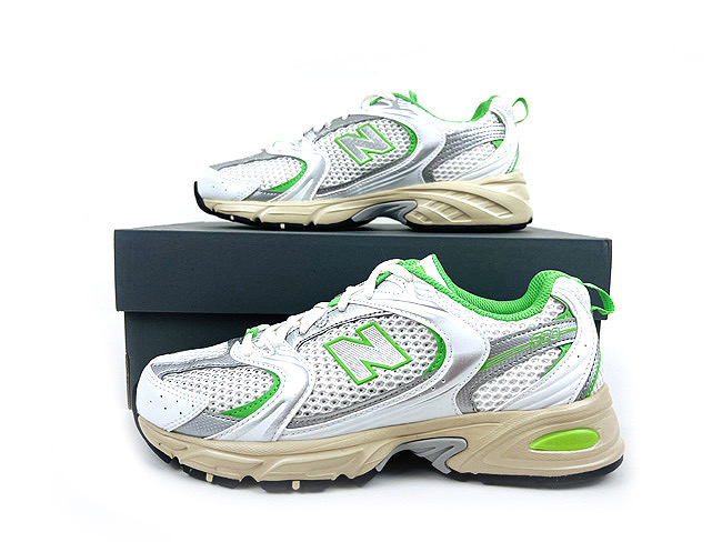 (255) 뉴발란스 MR530EC