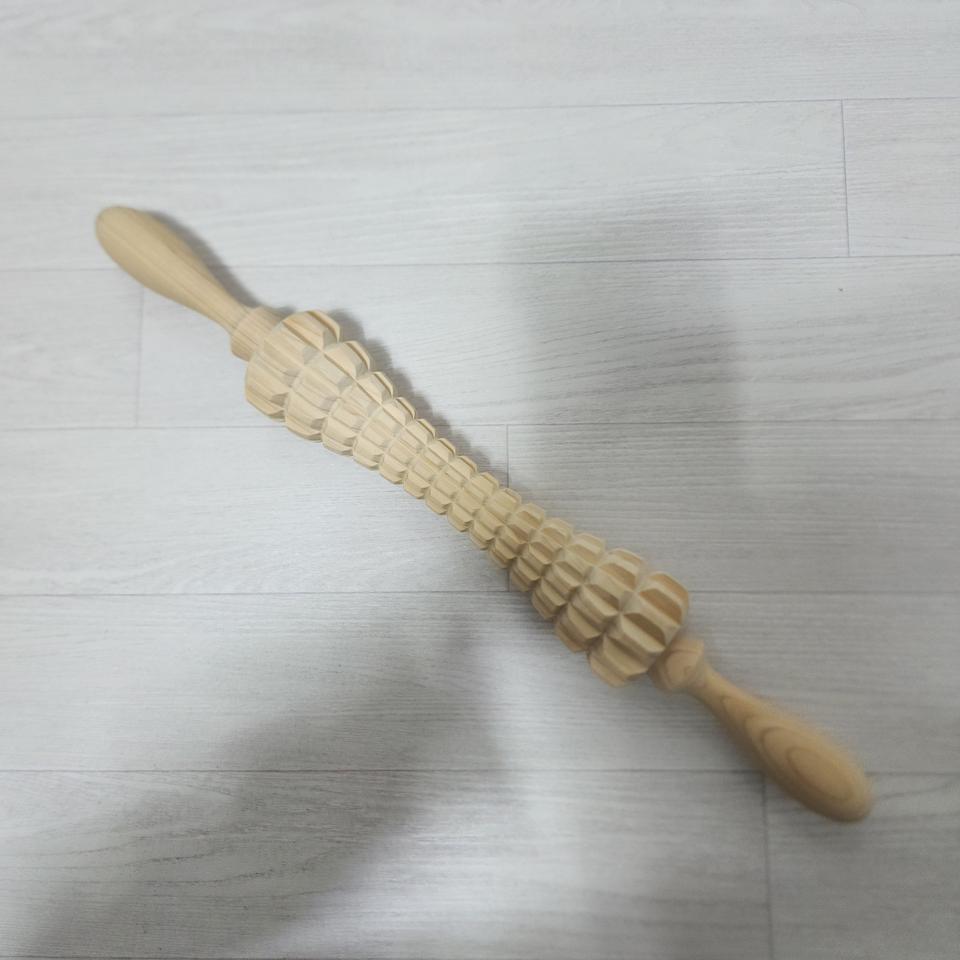 에코숲라이프 편백나무 롤러 굴곡형 배밀이 입니다.구매당시 배포 16,0