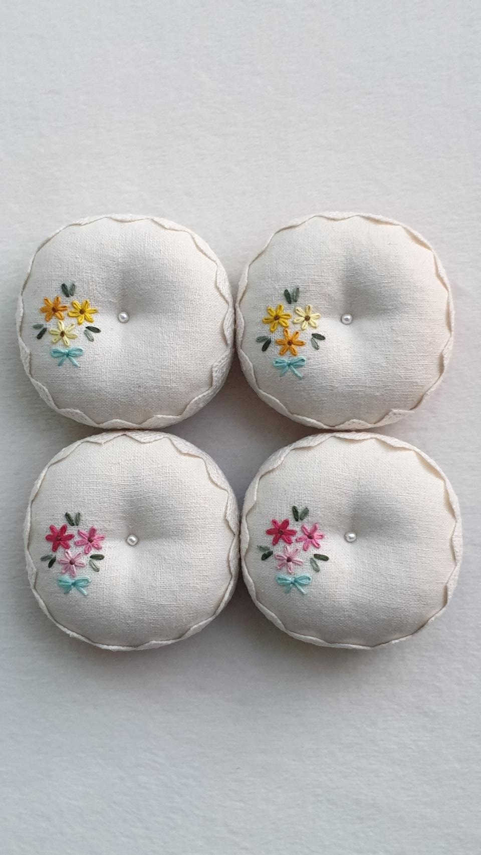 [할인/~2.25(수)] 프랑스자수 코튼린넨 핀쿠션(소)