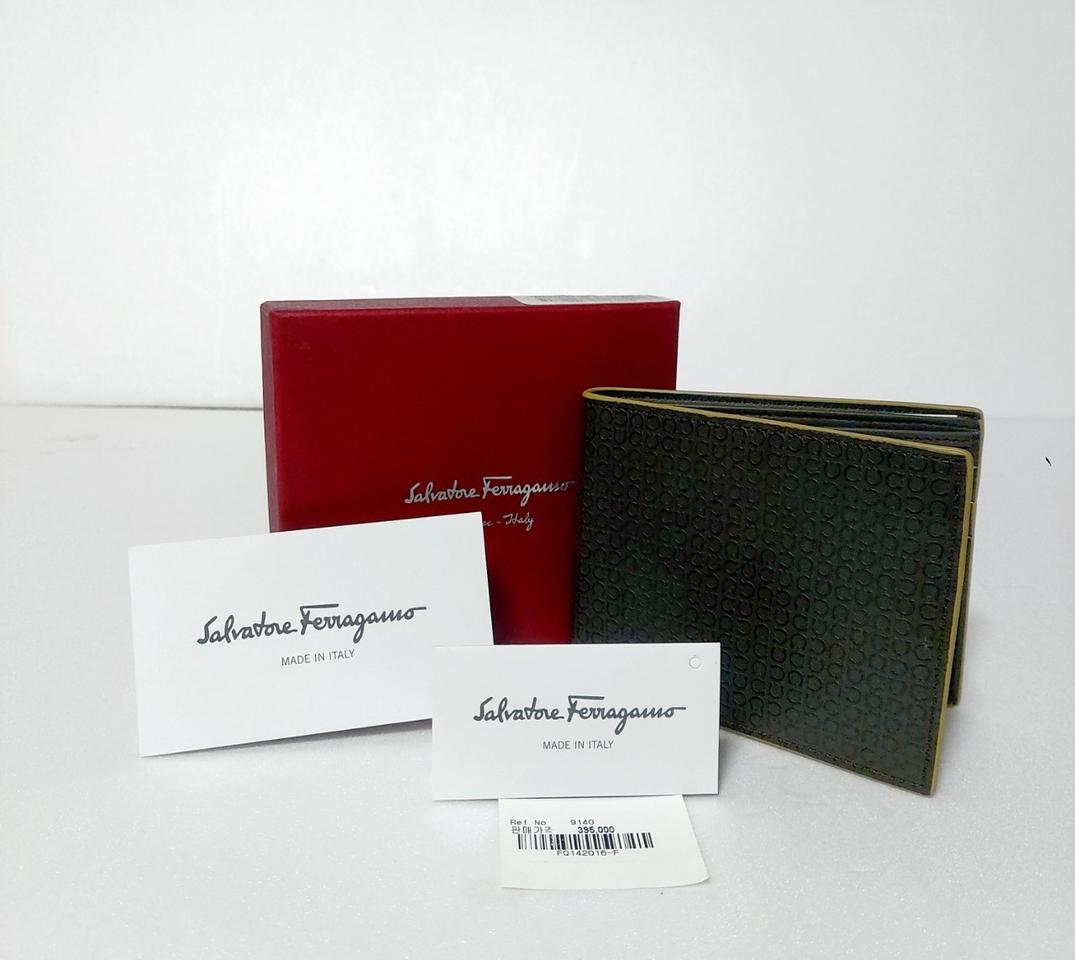 새제품/페레가모 남성지갑/반지갑/명품 가죽지갑/일싼/1싼