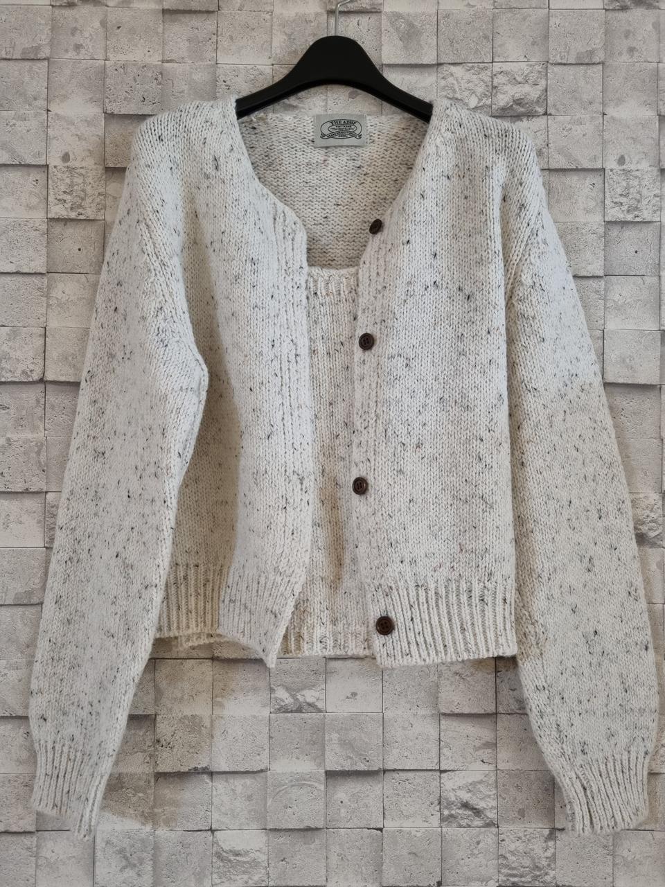 크림색 니트가디건조끼 세트