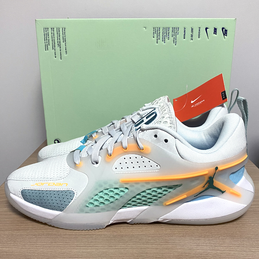 (새제품) 나이키 조던 HEIR PF 오프 화이트 농구화 매장정품