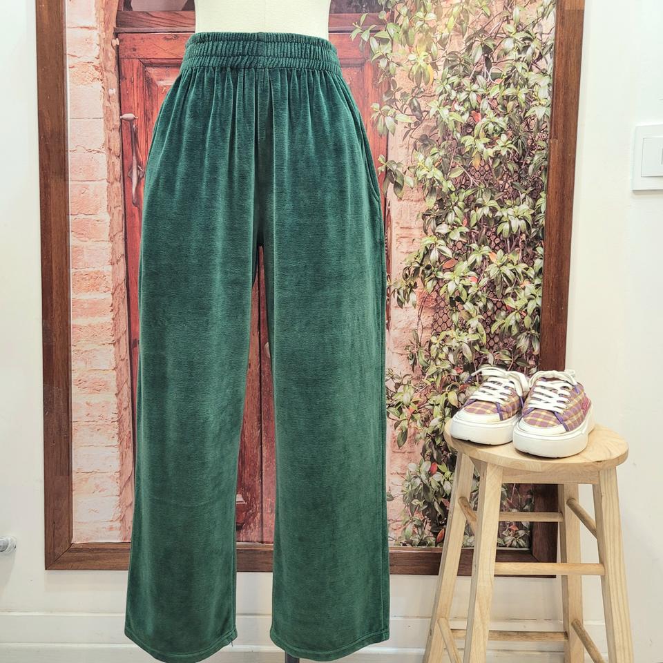 무아무아 벨벳 트레이닝팬츠 그린
