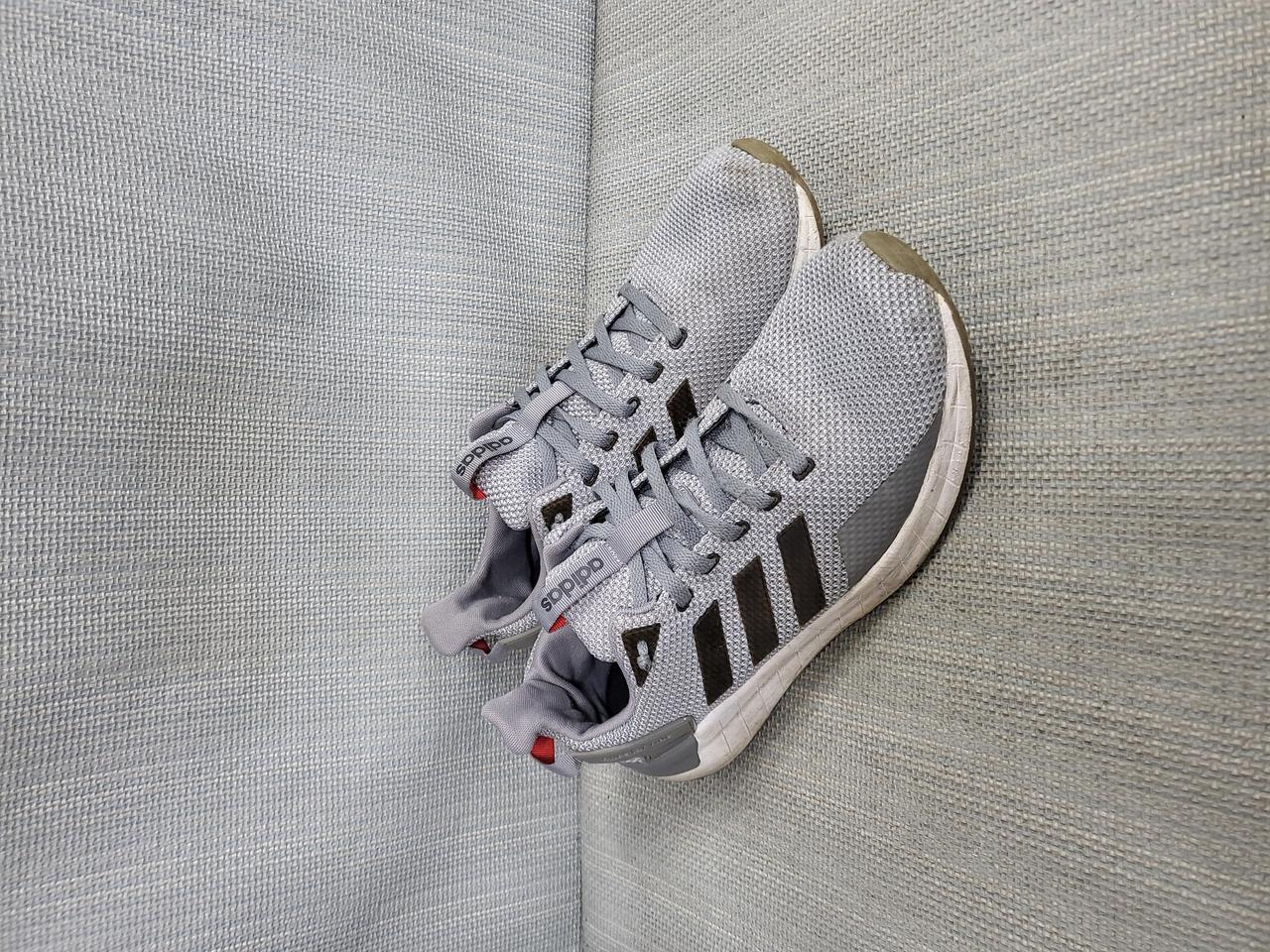 아디다스 런닝화 285