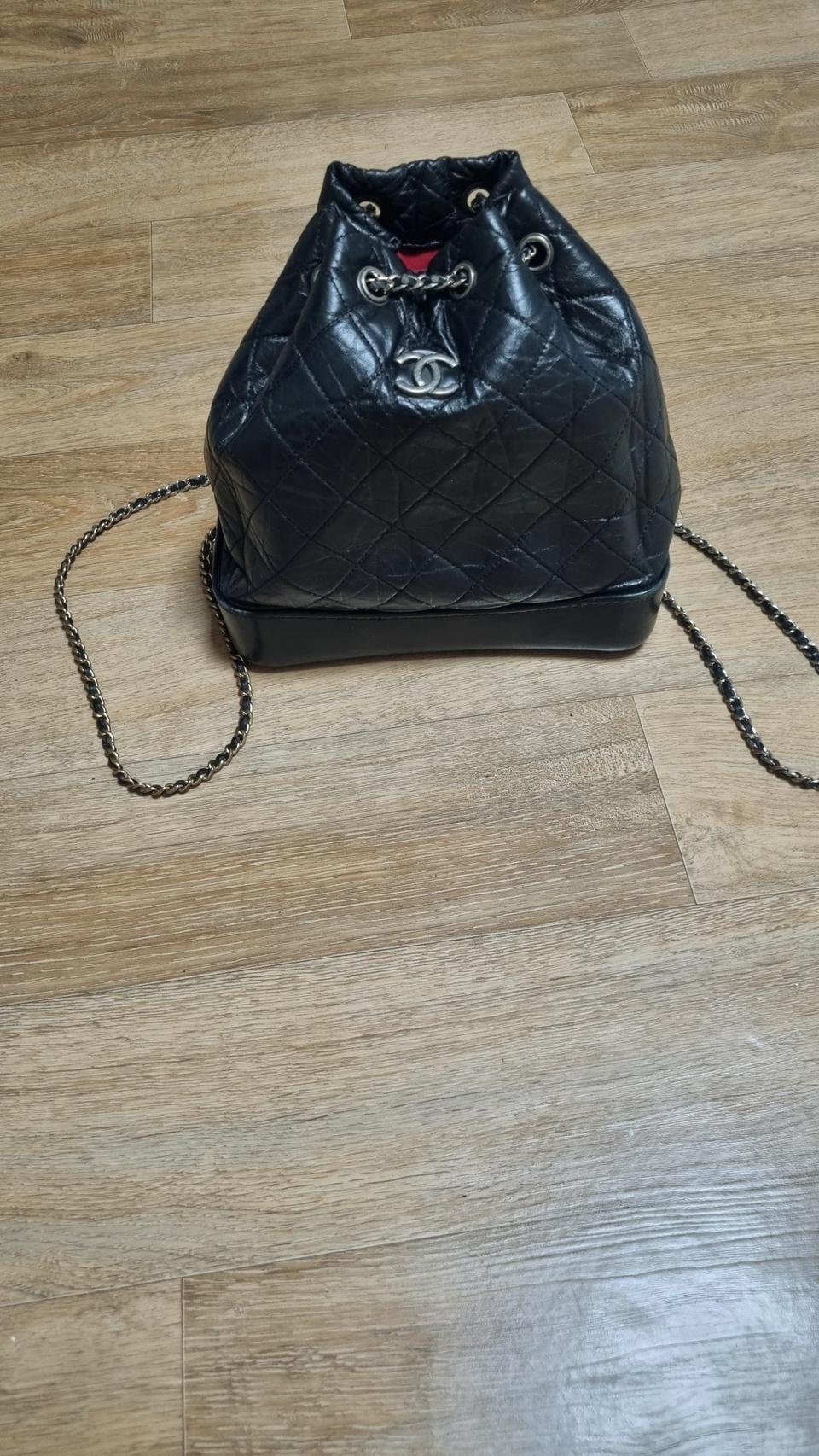 샤넬 퀼팅 체인 백팩