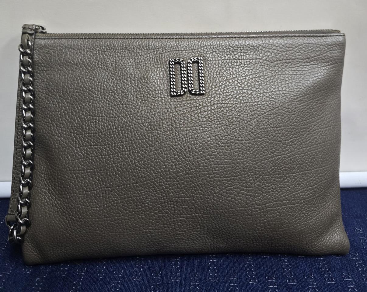 닥스 힐턴체인 DD장식 클러치