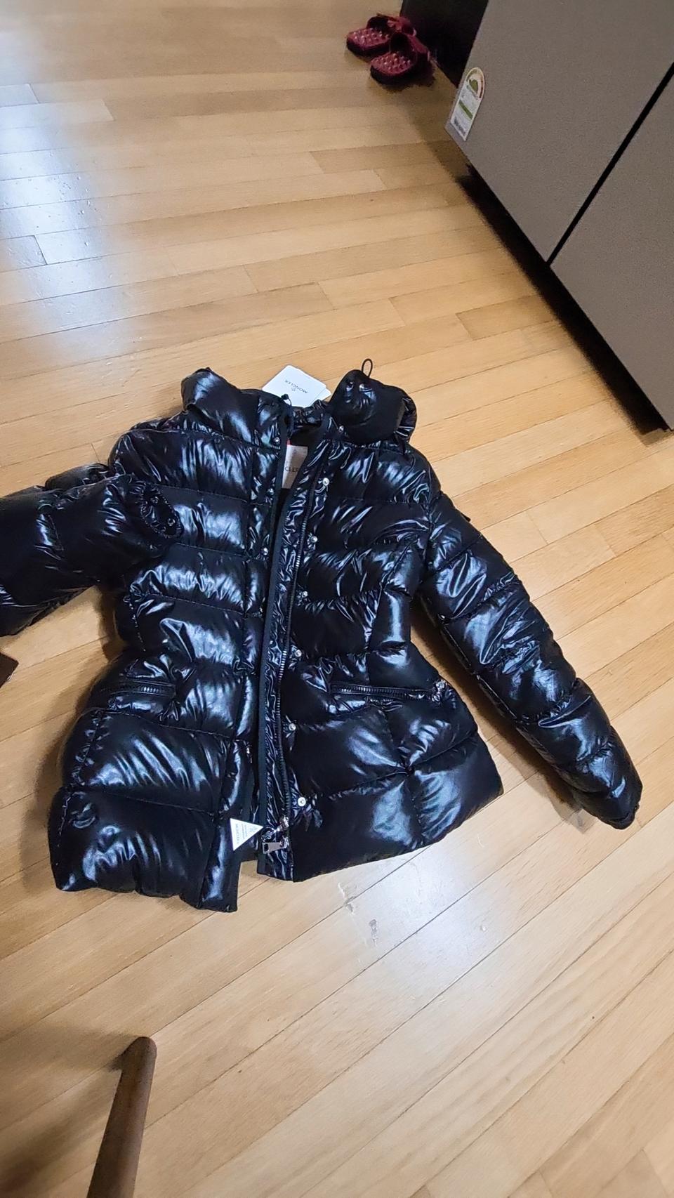 새상품 몽클레어 바란테 정품